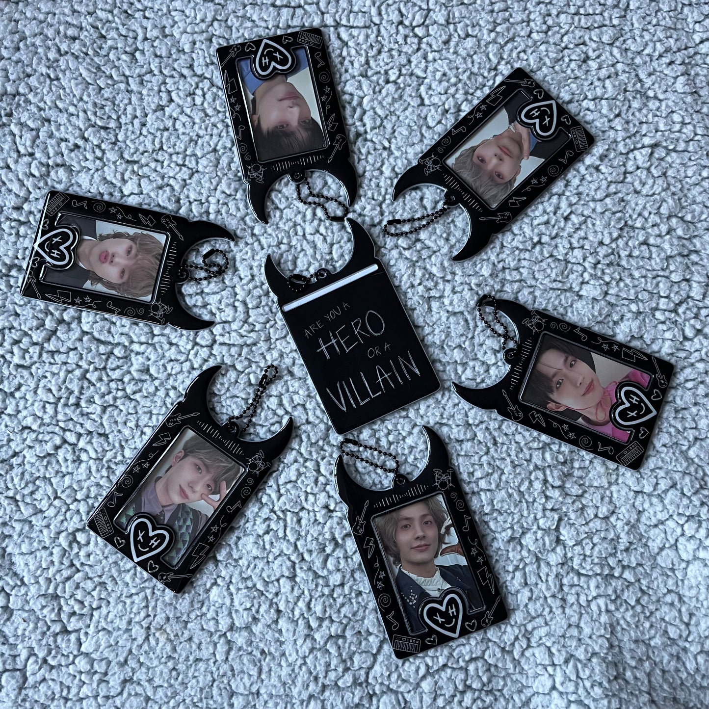 Xdinary Heroes Villains Photocard Holder