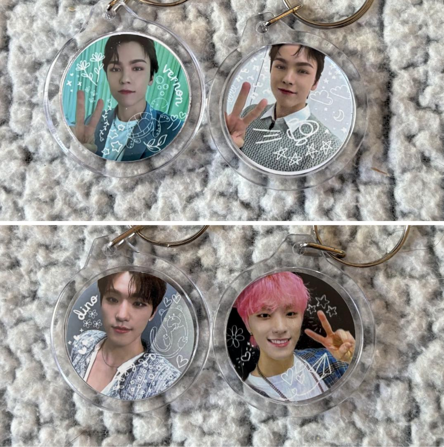 Seventeen Double-Sided Circle Keychain