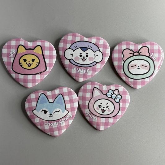 Itzy WDZY Character Handmade Heart Shaped Pin Back Buttons