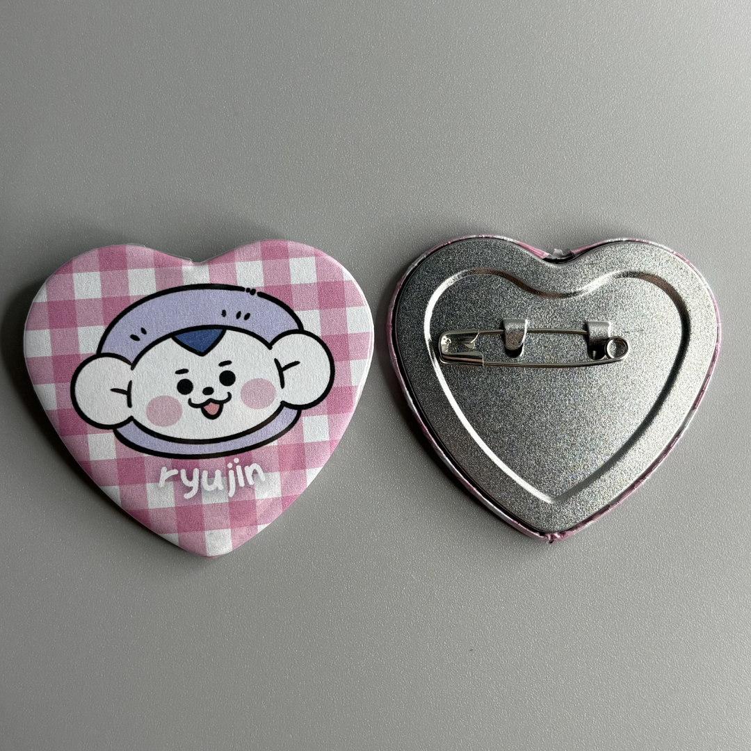 Itzy WDZY Character Handmade Heart Shaped Pin Back Buttons